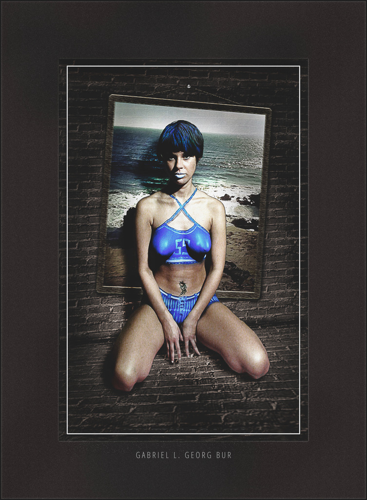 DD_Bur_200829_onthebeach | Shop zum Kauf von Kunstdrucken: Akt, Portrait, Stillleben und Landschaften. Phantastische Arbeiten. Composing, Vektorgrafik, Malerei. Digital und klassisch. Virtualized Bodypainting - Realisiert mit Pictrs.com