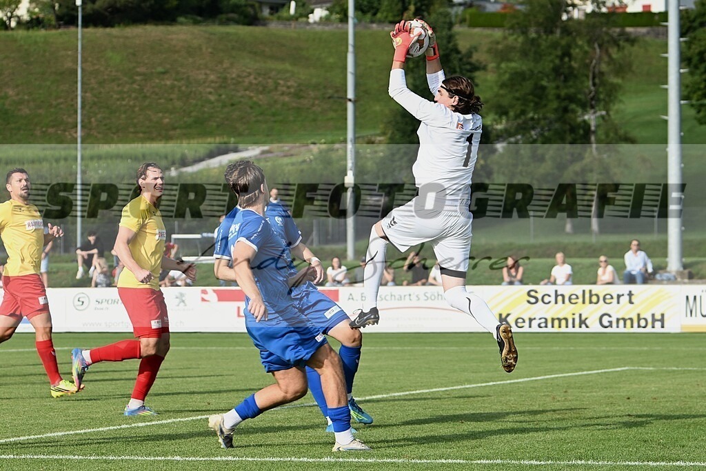 aDSC_9491 | Kaufen Sie Sportbilder im Onlineshop von Andy Scherrer Sportfotografie. Faszinierende Bilder von Sportevents aus der ganzen Schweiz. Fussball, Frauenfussball, Unihockey, Handball, Schwingen und weiteren Sportarten. - Realisiert mit Pictrs.com