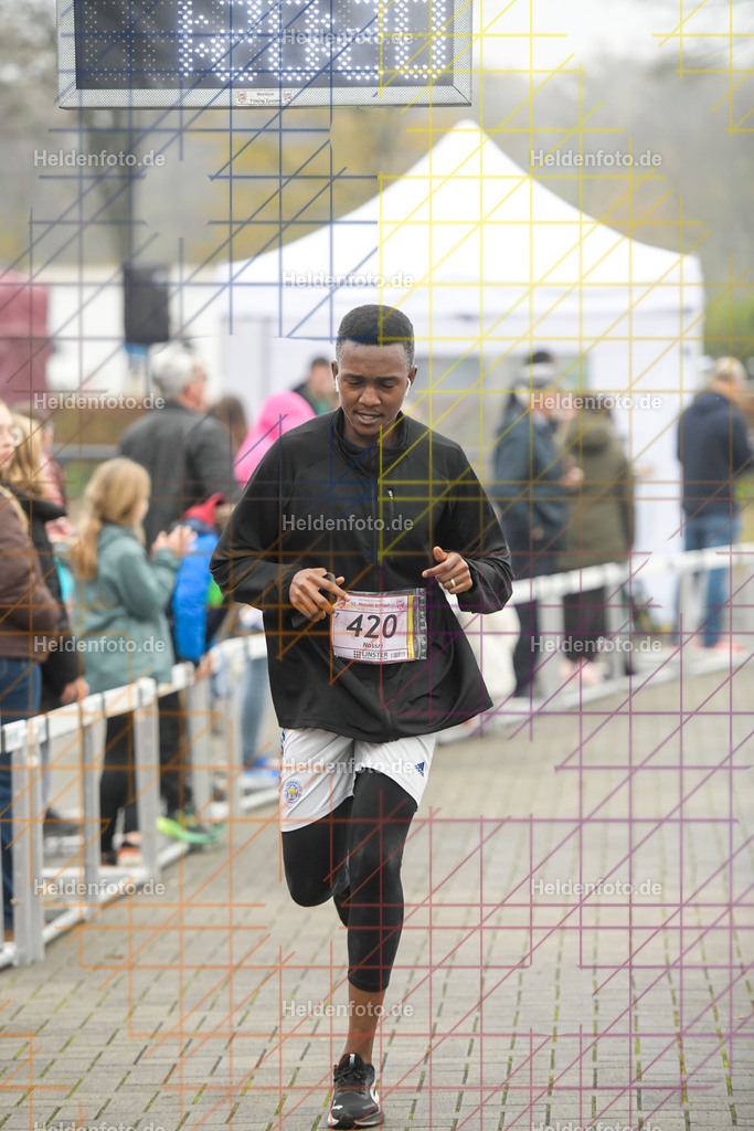 Neusser Erftlauf 2025  | 15km Neusser Erftlauf 2025 Foto: Heldenfoto.de