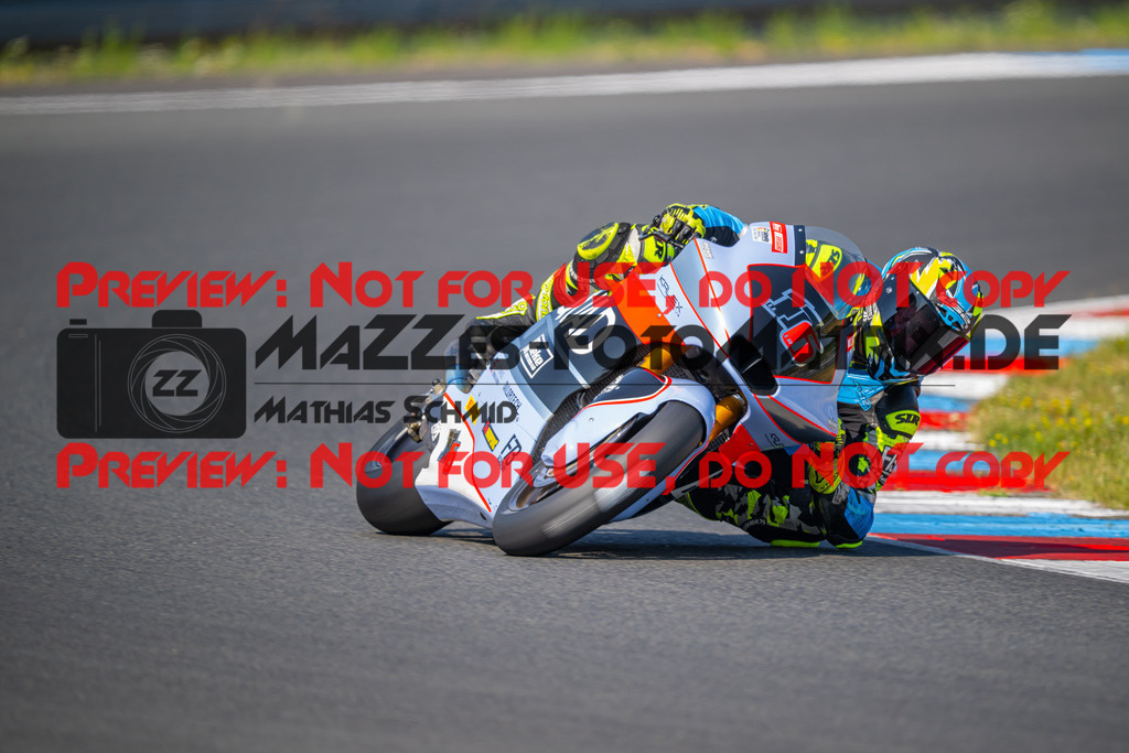MaZZes-Fotomatrix-20260805-525499 | OPEN