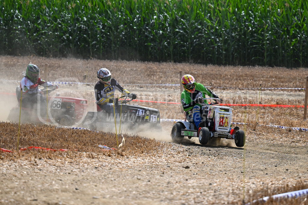 Motortrotti-Rennen Buch am Irchel - 19. August 2023 | Motortrotti-Rennen Buch am Irchel
Buch am Irchel, Kt. Zürich
Bild: Sportfotografie Markus Aeschimann | www.markus-aeschimann.ch - Realisiert mit Pictrs.com