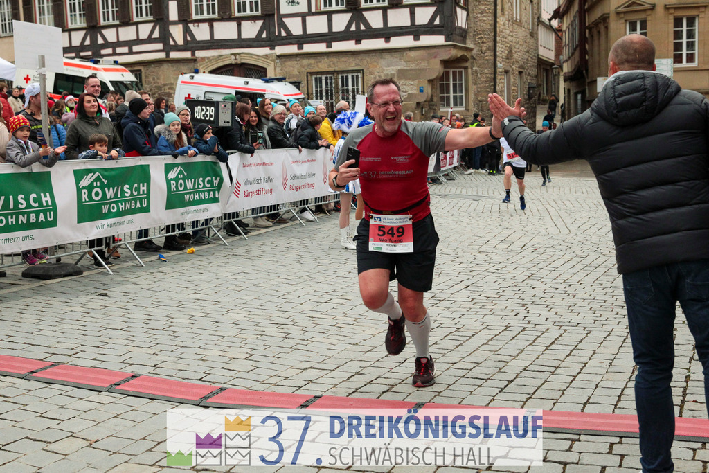 VR Bank Hauptlauf 10000m | 3 Koenigslauf 2023 - Realisiert mit Pictrs.com
