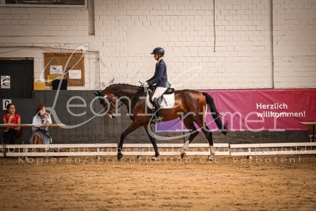 09.FrGP00092 | Leoni Ertmer Photography - Realisiert mit Pictrs.com