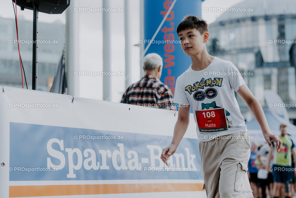 240825_Treppenlauf-132 | Professionelle Fotos Ihrer Laufsportveranstaltung.