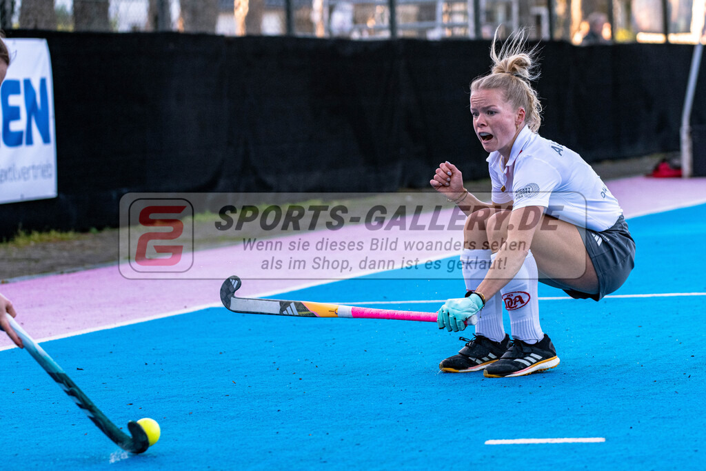 SM_20250425-D85_2755 | 1.Bundesliga Feld - Rückrunde (W) HTHC - DCADA / 1:2