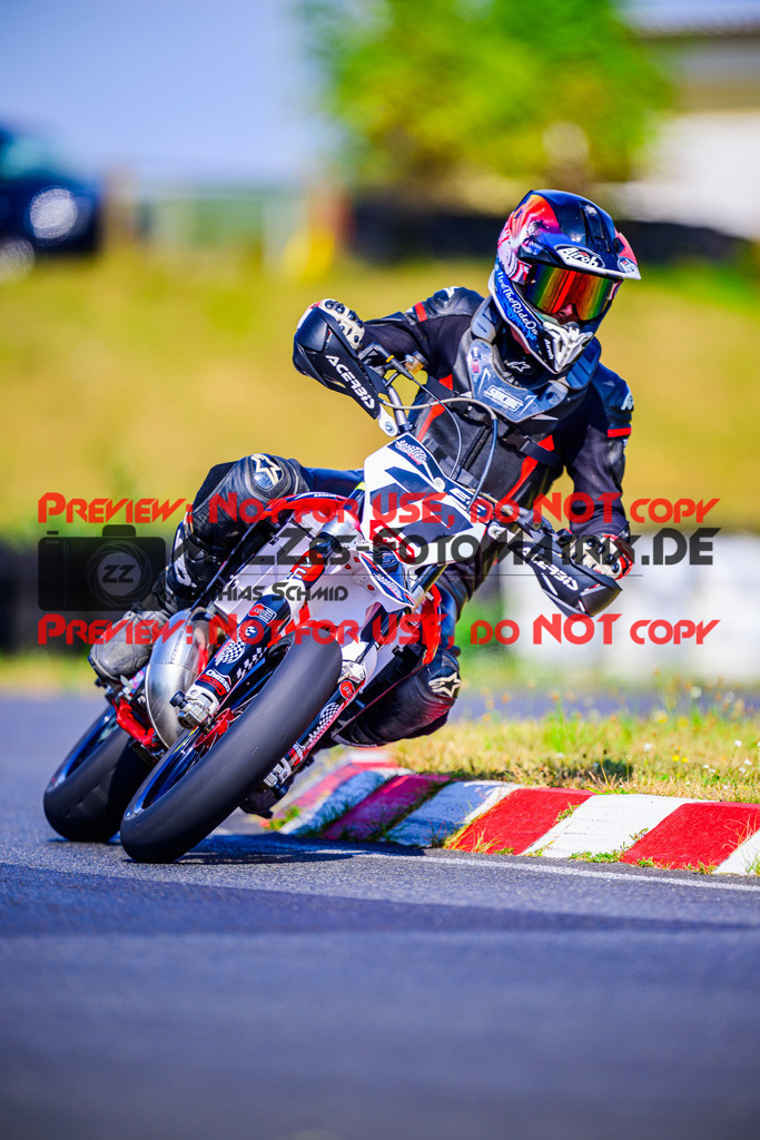 MaZZes_FotoMatrix_240903_6021986_3718 | R7