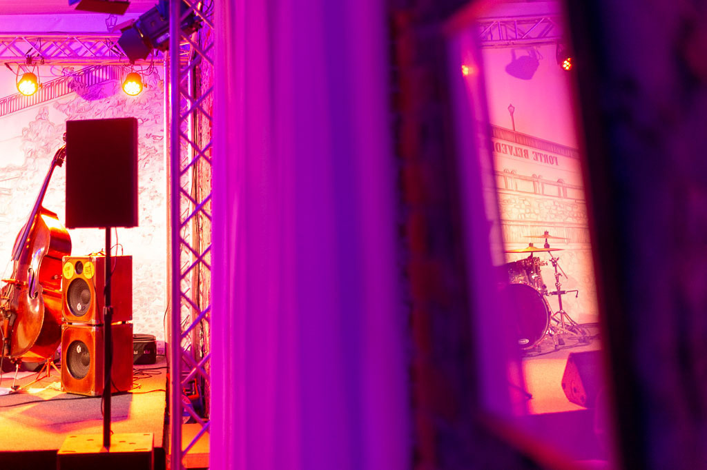 Konzert Dorit Gäbler | Dorit Gäbler im Forte Belvedere Leisnig zum Festival Hallo Leisnig 2022. - Realisiert mit Pictrs.com