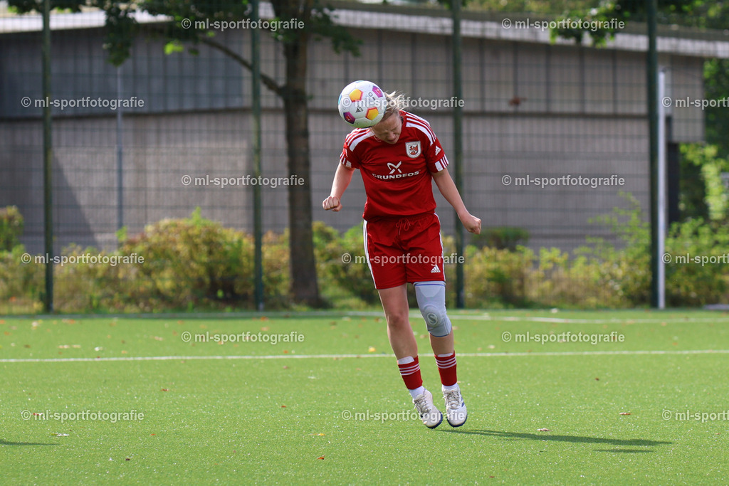 Fußball I Frauen I Saison 2025/2026 I Oberliga Schleswig-Holstein I 2. Spieltag I SV Wahlstedt - SV Frisia 03 Risum-Lindholm | ml-sportfotografie - Realisiert mit Pictrs.com