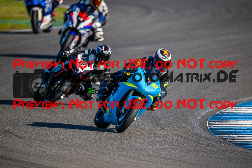 MaZZes_FotoMatrix_230410_1473 | ROT