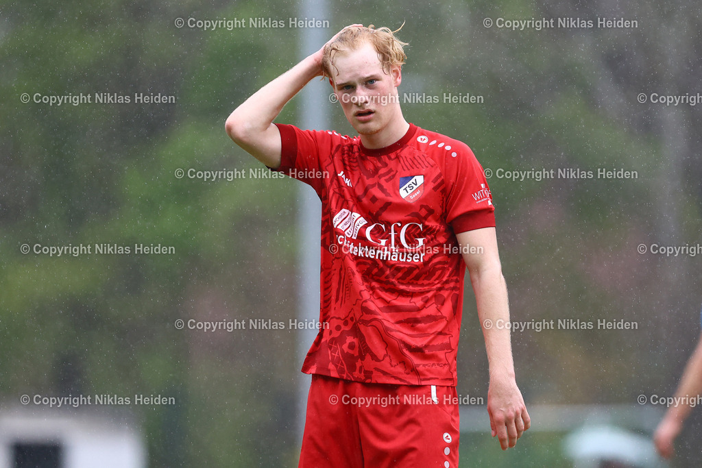 NH_FCAlsterbrüder_TSVSasel_OberligaHamburg_13042025 | #12 Maurice Lüllemann (TSV Sasel)Fußball I Herren I Gamesright Oberliga Hamburg I Saison 2024-2025 I  31. Spieltag I FC Alsterbrüder - TSV Sasel I 13.04.2025 I Walter-Wächter-Platz
