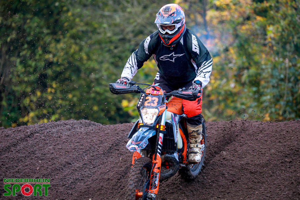 OpenTrack2024_Sonntag_Hobbyfahrer_138 | Bildergalerie von Sport-Ereignissen aber auch von weiteren spannenden Dingen - nicht nur vom Niederrhein. In Anlehnung an den bekannten Spruch von Hanns Dieter Hüsch heißt das Motto: "Niederrhein ist überall".  - Realisiert mit Pictrs.com