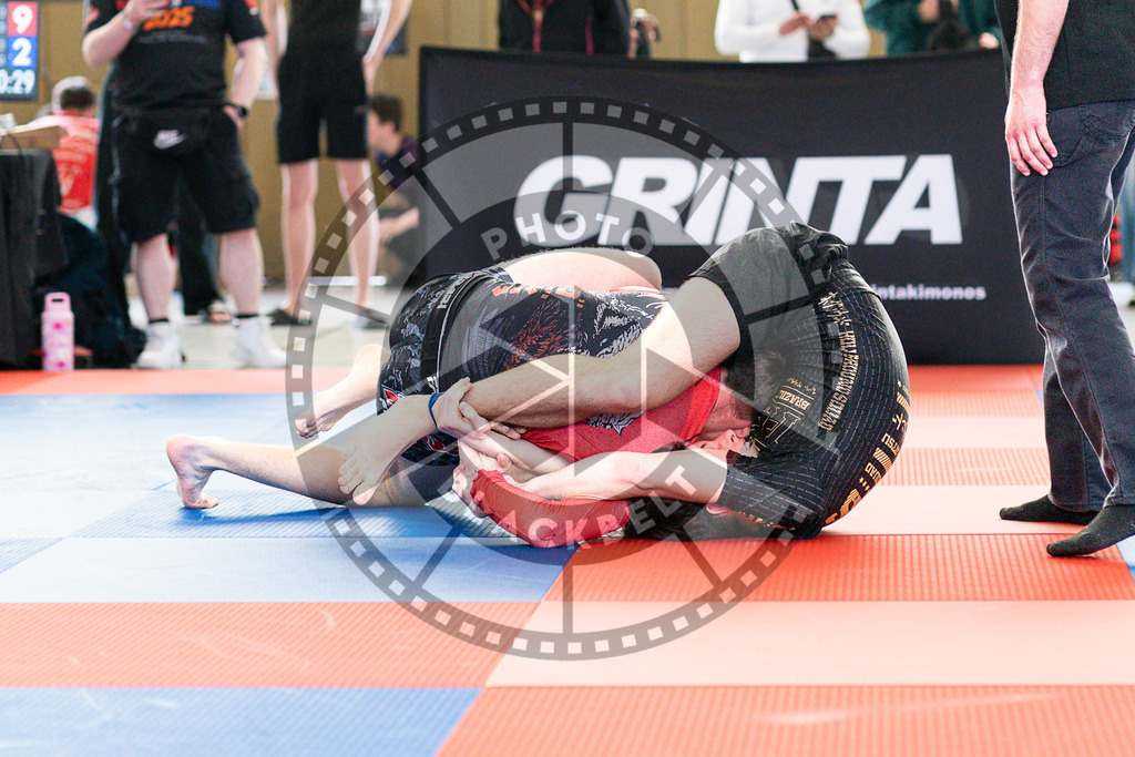 20250510PBB3520 | Athletes compete during the JJLG Berlin Open Jiu-Jitsu Championship on May 10, 2025 in Berlin, Germany. © Chiara Dazi / photoblackbelt