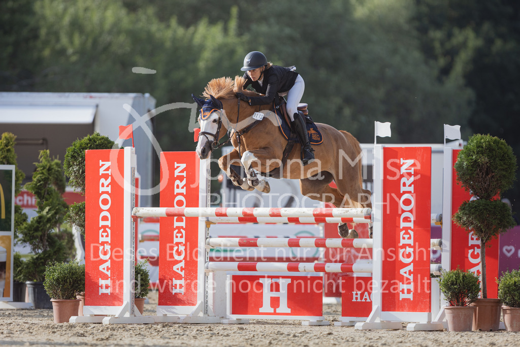 220728_BHO_ST_M1-Spr_1-698 | Deine schönsten Turniermomente als professionelle Fotos! Entdecke hochwertige Pferdesport-Fotografie im Online-Shop. Jetzt Fotos finden & bestellen!