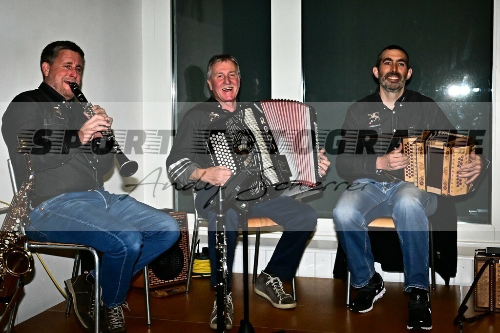 DSC_9719 | Kaufen Sie Sportbilder im Onlineshop von Andy Scherrer Sportfotografie. Faszinierende Bilder von Sportevents aus der ganzen Schweiz. Fussball, Frauenfussball, Unihockey, Handball, Schwingen und weiteren Sportarten. - Realisiert mit Pictrs.com