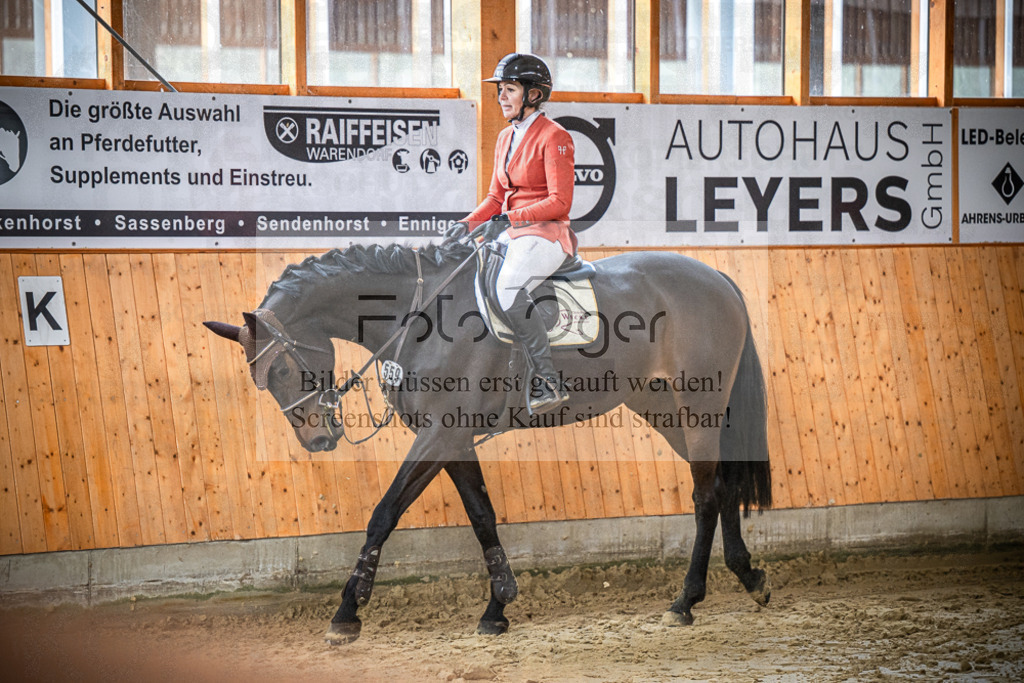 DOS_1174 | Entdecke hochwertige Reitturnierfotos von Foto Oger. Professionell, emotional und authentisch – jetzt Lieblingsmomente im Shop bestellen.Deutschlandweite Turnierfotografie. - Realisiert mit Pictrs.com