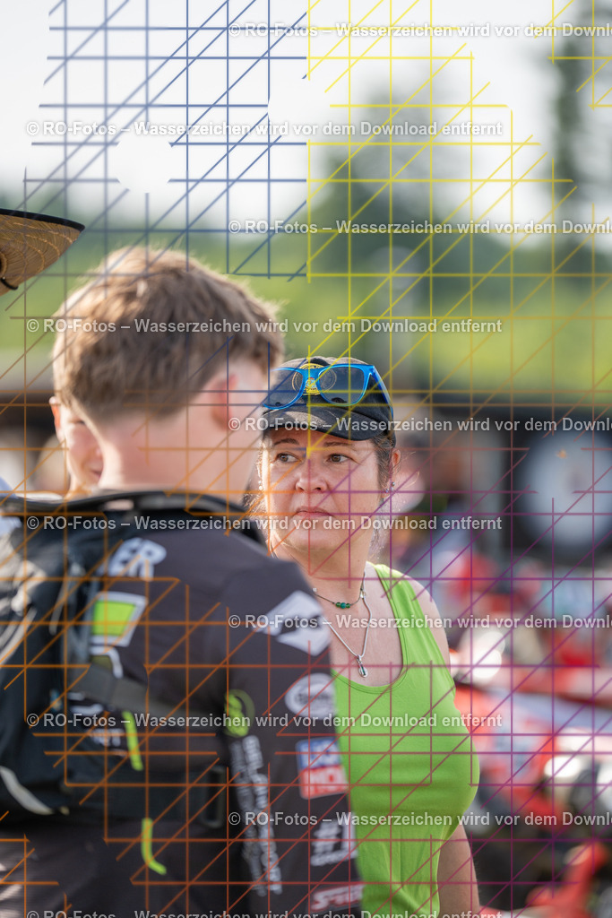 Wolfshausen 4 Lauf -43 | Sportfotografie von RO-Fotos: Motorsport, Motocross, Enduro, Laufveranstaltungen und Triathlon. Professionelle Fotos von Sportlern und Events. - Realisiert mit Pictrs.com
