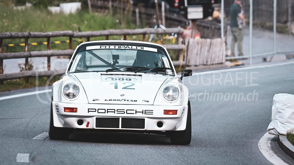 19. Arosa ClassicCar 2023 - 1. September 2023 | 19. Arosa ClassicCar 2023
Arosa, Schweiz
Stoschek Michael aus Coburg mit der Startnummer 509 in einem Porsche 911 RS 3.0, Jahrgang 1973, in der Klasse Competition.
@arosaclassiccar, @arosa.official, #arosaclassiccar, #arosa, #76curves, #classiccar
Bild: Sportfotografie Markus Aeschimann | www.markus-aeschimann.ch - Realisiert mit Pictrs.com