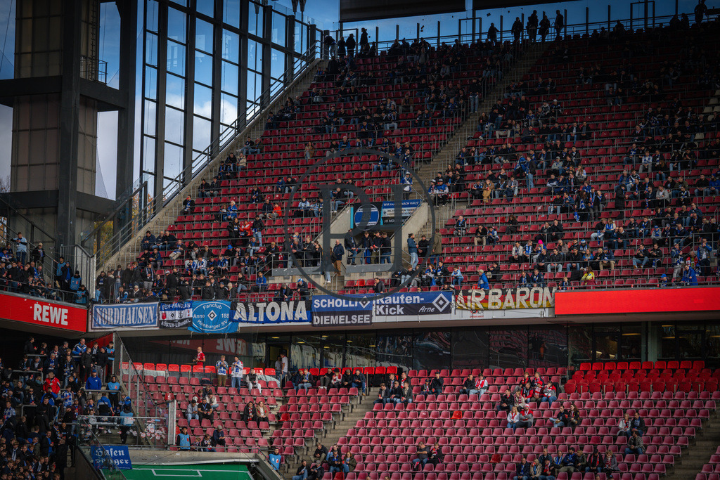 Spieltag 9 Köln - HSV_Sc-182 | Philipp-Heist - Realisiert mit Pictrs.com