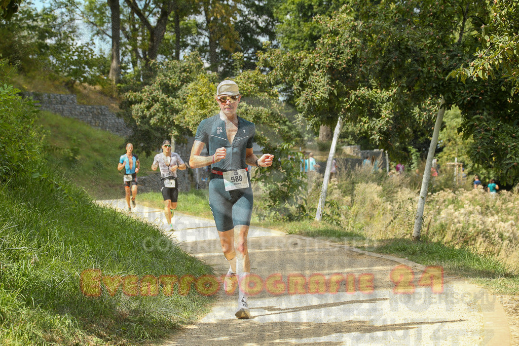 250824_1413_EX1_5425 | Sportfotografie im Rhein-Sieg Kreis, Köln, Bonn, NRW, Rheinland Pfalz, Hessen, etc. Unser Tätigkeitsfeld umfasst den Laufsport vom Volkslauf über den Marathon, Duathlon, Triathon bis zum Ultralauf wie Kölnpfad Ultra oder Schindertrail.