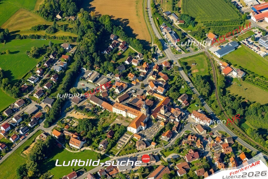 Das Luftbild zeigt :  Weißenohe - Die Luftaufnahme wurde 2024 vom UL-Flugzeug aus erstellt ( keine Drohne ) - Hochauflösende Luftaufnahme - Für grossformatige Ausdrucke geeignet. Die Geschenkidee !Mit Lizenz und Bildrechte bestellbar