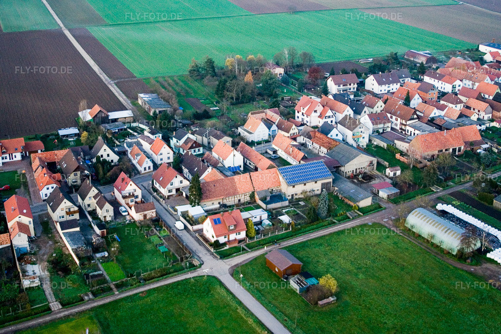 Luftbild: Saarstraße x Hintergraben in Kandel im Bundesland Rheinland-Pfalz in Deutschland. Foto: IMG_5002.jpg vom 01.12.2006 durch Werner Riehm/FLY-FOTO.de