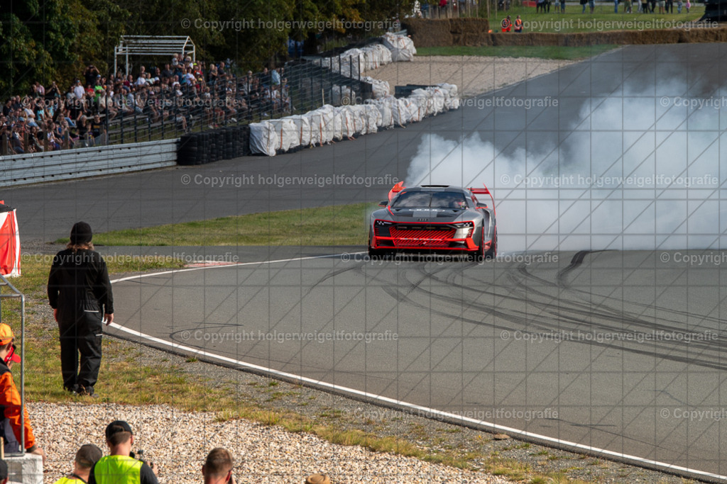 20250906160305D75_6485 | Bitte beachten!!!
Alle Fotos dieser Galerie sind nur grundbearbeitet. Im Falle eines Verkaufs, werde ich die Fotots noch mit dem nötigen Feinschliff versehen. - Realisiert mit Pictrs.com