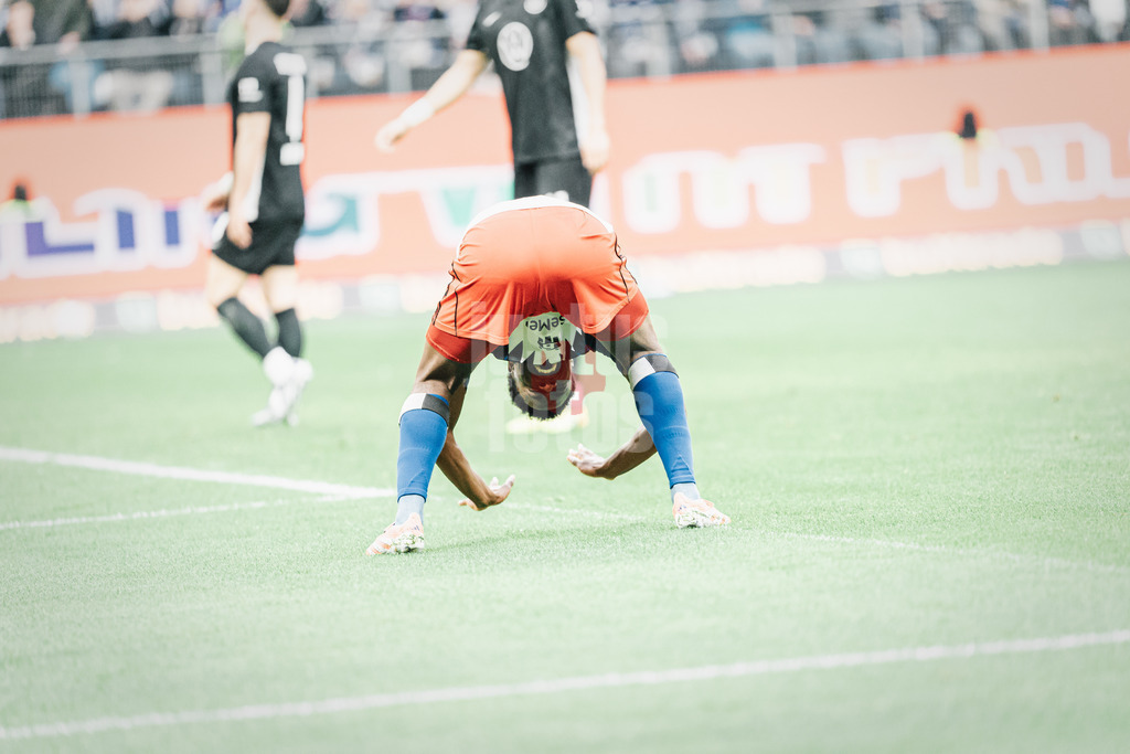 Fußball | Männer | Saison 2025/2026 | 1. Fußball-Bundesliga | 8. Spieltag | Hamburger SV vs. VfL Wolfsburg | 25.10.2025 | Albert Sambi Sambi Lokonga (#6, HSV) ärgert sich