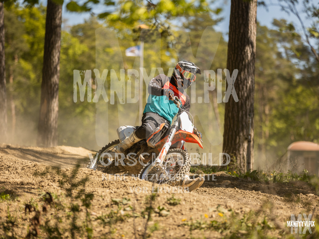 866A5285 | mxndyyvipix