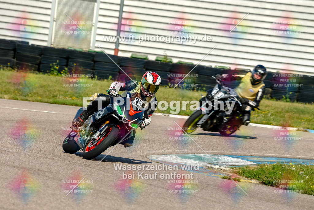 Chambley Juli-0361 | Hier findet Ihr Bilder von Touristenfahrten auf der Nürburgring Nordschleife oder von anderen Veranstaltungen die ich besucht habe. Viel Spass beim Durch Schauen 