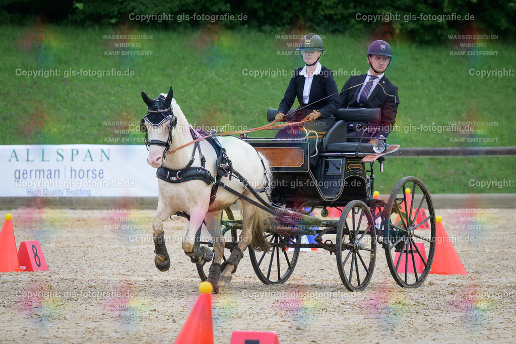 022_Ellemeier_Merle-Sophie_KegelF-M_1Sp_250727_05 | gis-fotografie