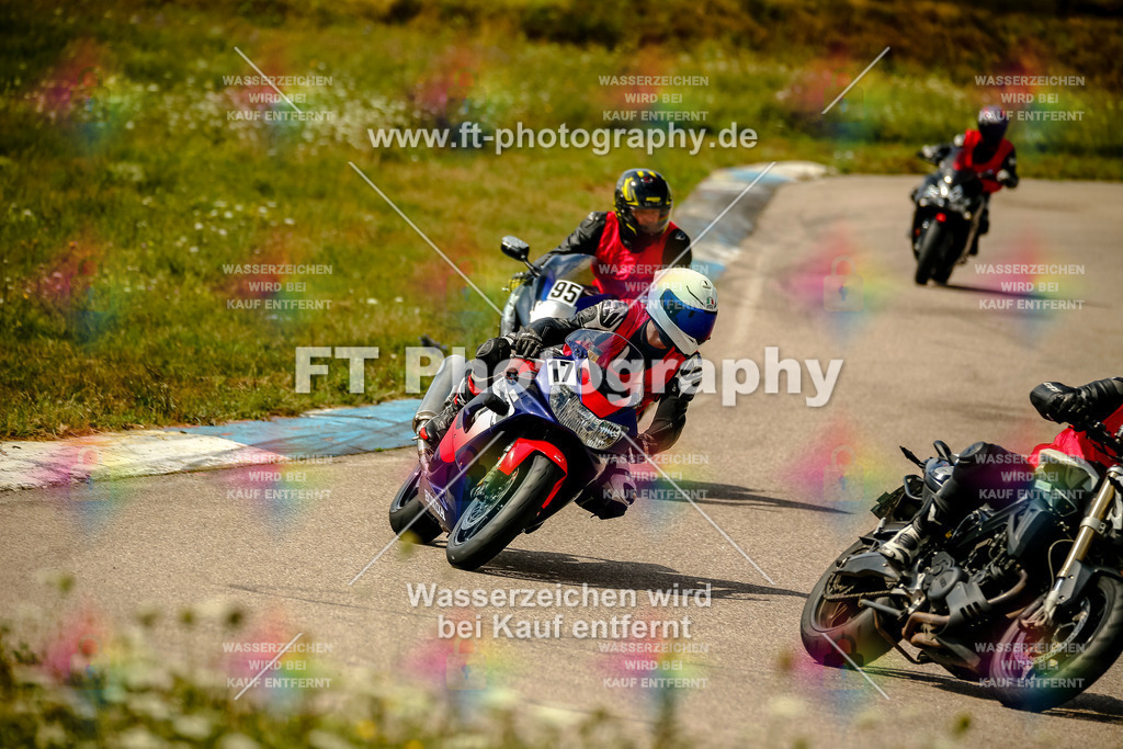 Chambley Juli-2926 | Hier findet Ihr Bilder von Touristenfahrten auf der Nürburgring Nordschleife oder von anderen Veranstaltungen die ich besucht habe. Viel Spass beim Durch Schauen 