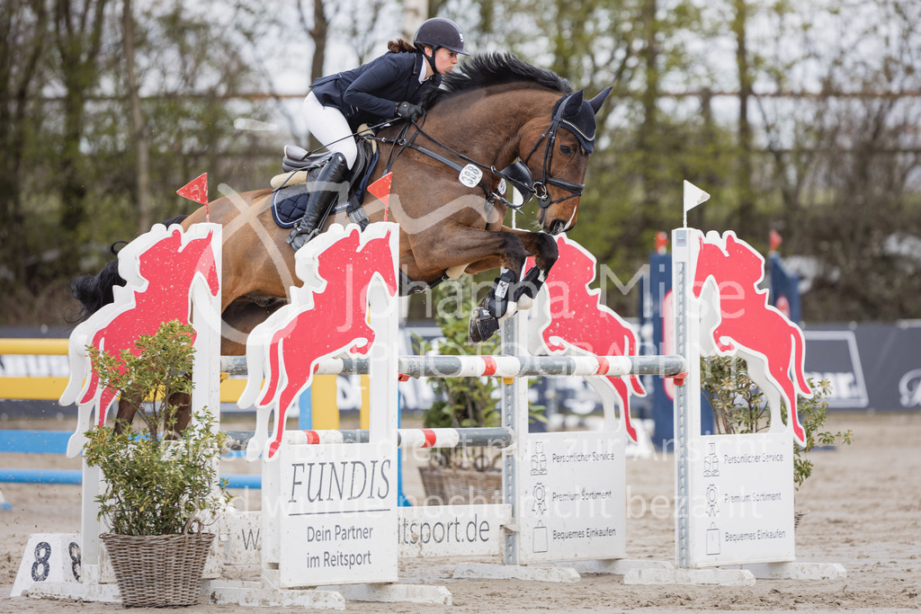 220403_HF-Laar_L-Spr-213 | SEASON OPENING 2022
Herford Laar
03.04.2022
11 Springprüfung Kl.L m.Siegerrunde