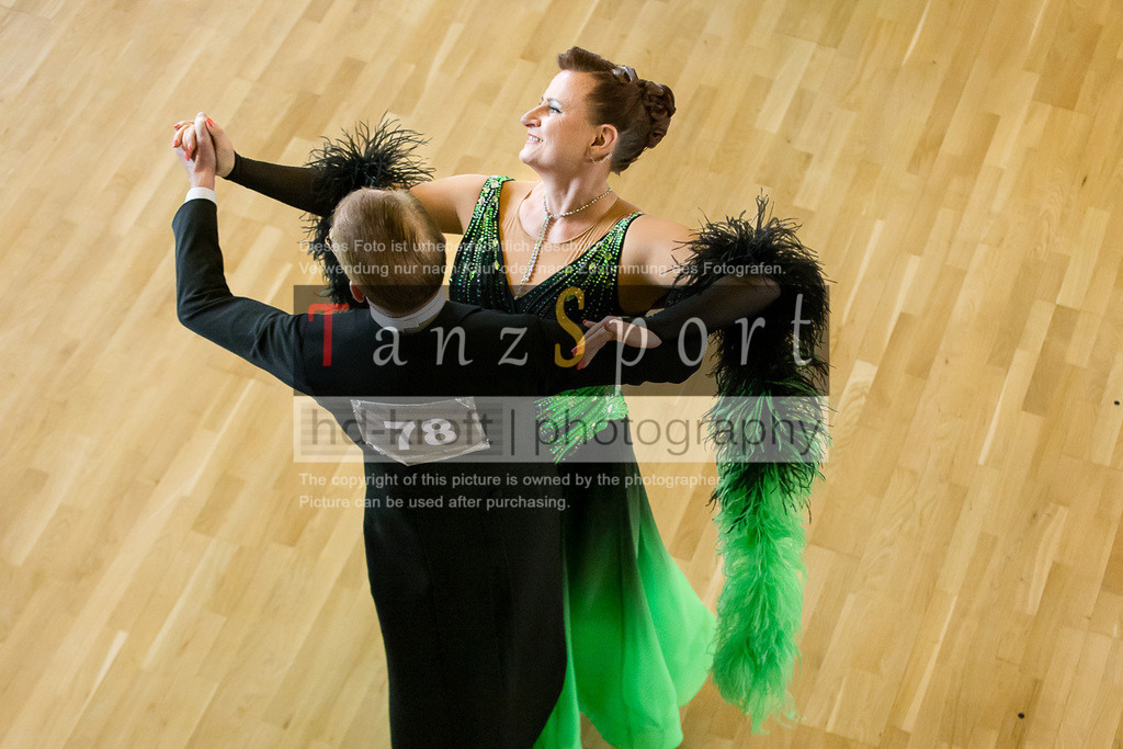 20240525_RL-Masters3-Std_5842 | Tanzsportbilder, Standardtanz, Lateintanz, WDSF, DTV, LTVB, dancecomp, goc, hessen tanzt, blaues band der spree, walzer, tango, wiener walzer, slowfox, quickstepp, samba, rumba, cha-cha-cha, paso doble. jive, hd-kroft photography, turniertanzsport