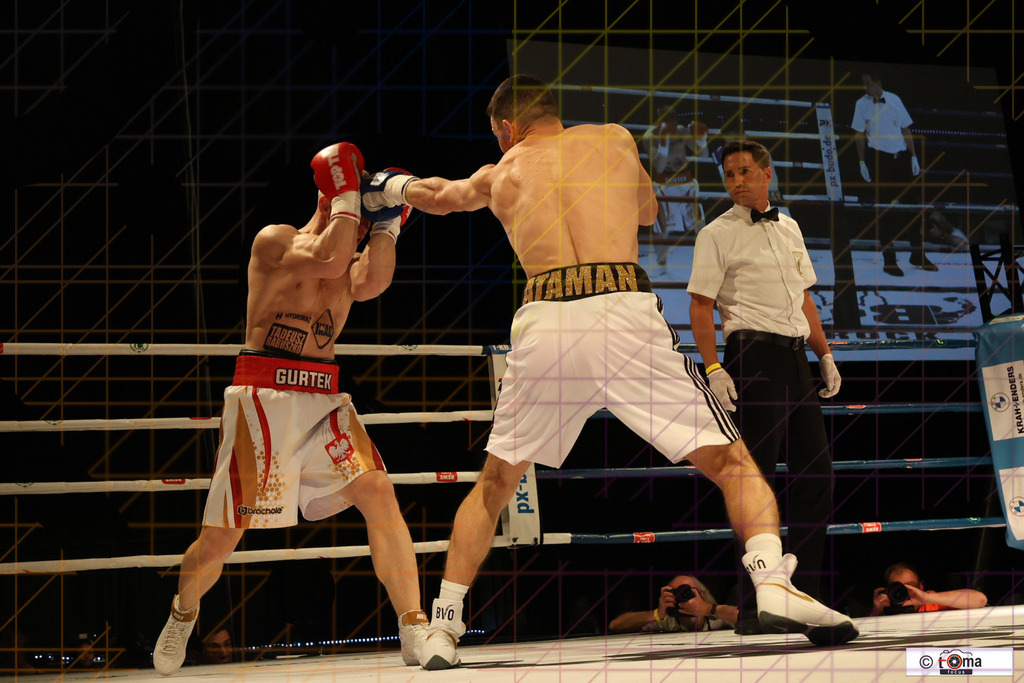 Atahmanchuk vs Gurtek 25.04.2026 tomafocus Tb00107 | professionelle Sport- und Eventfotografie von Tomafocus – dynamische Bilder, emotionale Momente und hochwertige Aufnahmen für jeden Anlass. - Realisiert mit Pictrs.com