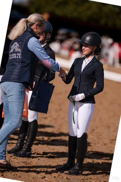 2026_10_03_Siefer-Hof_124738_Z81_39856126 | Professionelle Reitsport-, Turnier- und Eventfotografie von Robert Broda. Galerien mit ausgewählten und bearbeiteten Bildern direkt online ansehen und bestellen.
