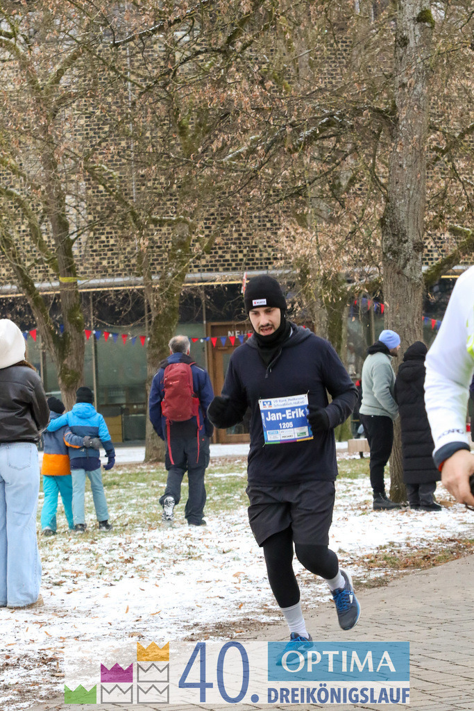 VR Bank Hauptlauf 10km | 40. Optima 3koenigslauf 2026 - Realisiert mit Pictrs.com