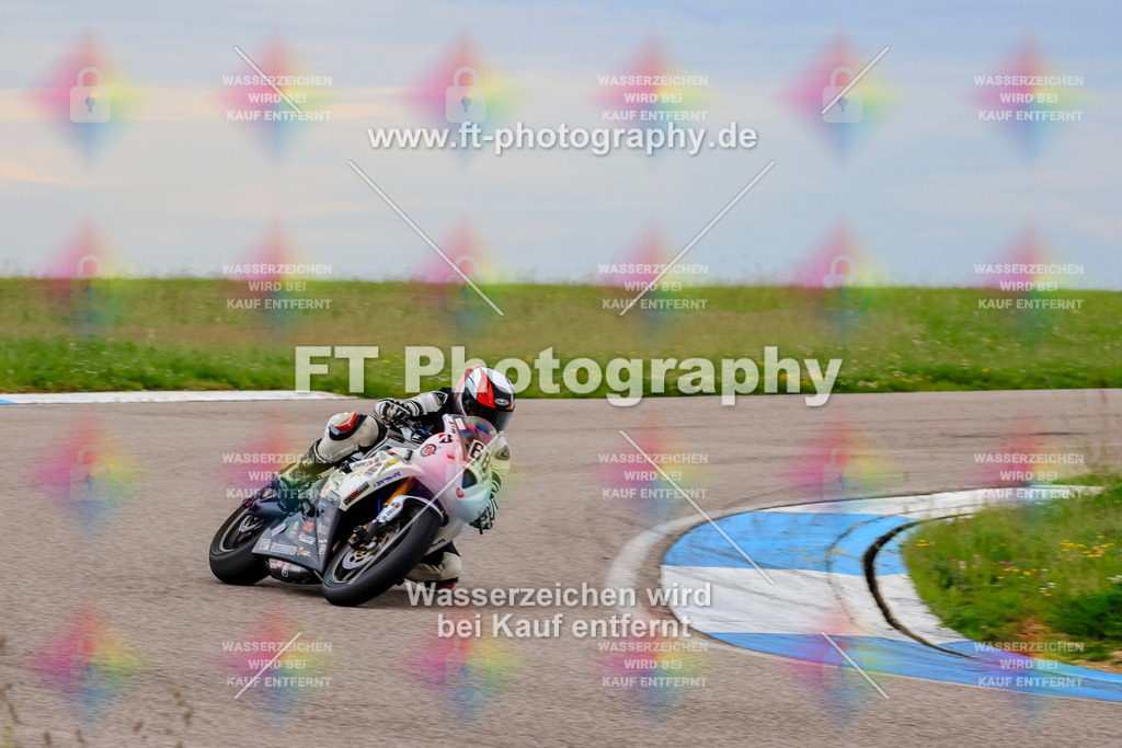 MotoTeam-2001 | Hier findet Ihr Bilder von Touristenfahrten auf der Nürburgring Nordschleife oder von anderen Veranstaltungen die ich besucht habe. Viel Spass beim Durch Schauen 