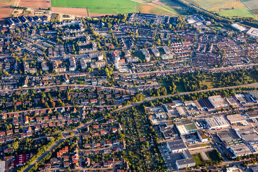 Luftbild: Ortsansicht von Süden im Ortsteil Hohenstange in Tamm im Bundesland Baden-Württemberg in Deutschland. Foto: IMG_138487.jpg vom 16.09.2023 durch Werner Riehm/FLY-FOTO.de