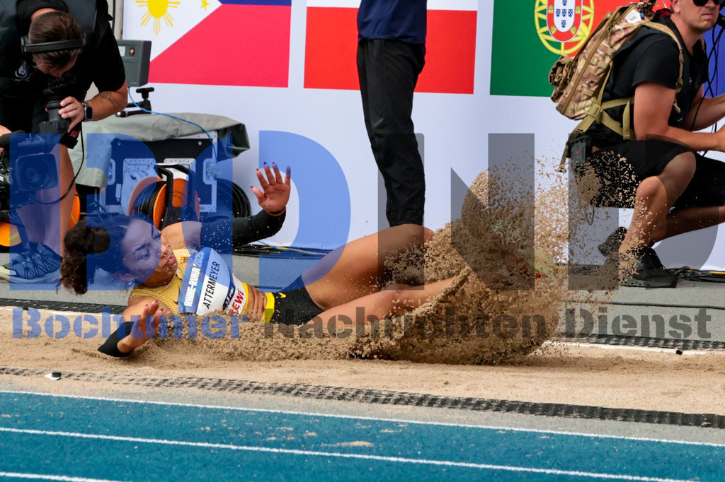 SES_RRGLAT20250721-50 | bond - Realisiert mit Pictrs.com