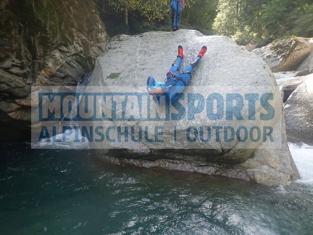 P1020064 | Bestelle die Bilder deines Berg- oder Wasser-Abenteuers mit Mountain Sports bequem von zu Hause aus direkt über unseren Online Fotoshop von pictrs.com. - Realisiert mit Pictrs.com