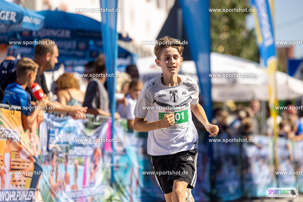 VJ__3634 | Stadtlauf Erding 2025 #stadtlauferding #erdingstadtlauf #stadtlauf_erding #laufmotivation #trisporterding #yourpictrs #sportshot_your_pictrs
