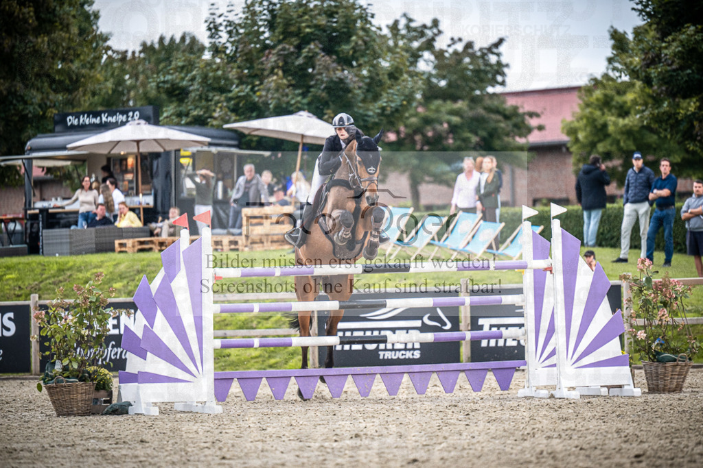 DOS_7668 | Entdecke hochwertige Reitturnierfotos von Foto Oger. Professionell, emotional und authentisch – jetzt Lieblingsmomente im Shop bestellen.Deutschlandweite Turnierfotografie. - Realisiert mit Pictrs.com