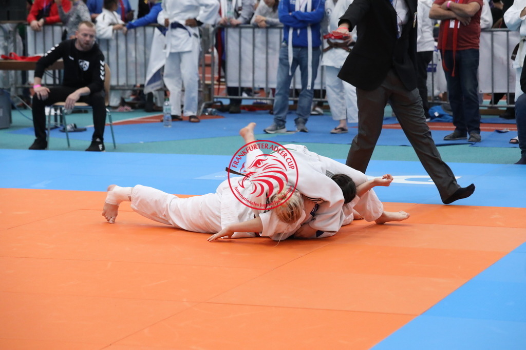 1J7A3439 | Fotos vom Adler Cup - Pictures from Adler Cup

Hier findet Ihr alle Eindrücke und großen Momente der Adler Cup Wochenenden. Here you will find all impressions and great moments of the Adler Cup weekends. - Realisiert mit Pictrs.com