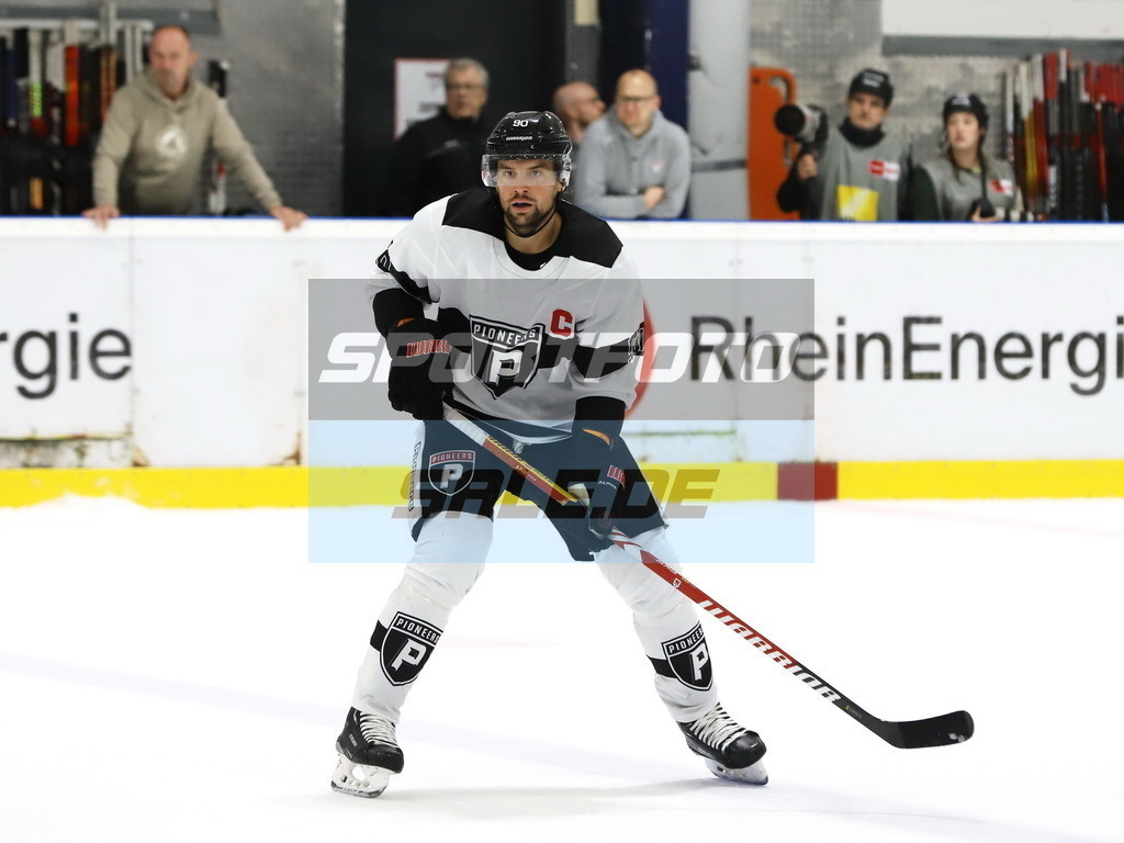 Alexander Pallestrang - Pioneers | Alexander Pallestrang - Pioneers - Realisiert mit Pictrs.com