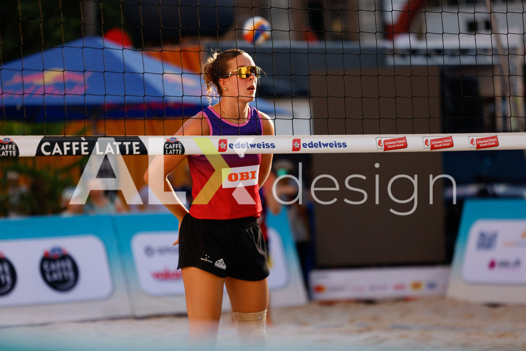 Obi BeachTour 2026 - Basel | BASEL, SWITZERLAND - JULY 17: ELIN SHANA KLUSER (SUI) during the Obi BeachTour 2026 match between BOSSART / ABBÜHL (SUI) and KLUSER / SCHWAB (SUI) at Barfüsserplatz on July 17, 2026 in Basel, Switzerland. - Realisiert mit Pictrs.com
