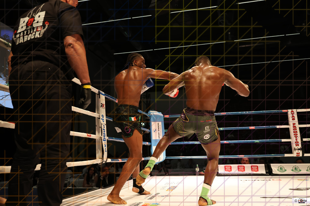 Finale Akingbade vs Kombou 25.04.2026 tomafocus Tb00133 | professionelle Sport- und Eventfotografie von Tomafocus – dynamische Bilder, emotionale Momente und hochwertige Aufnahmen für jeden Anlass. - Realisiert mit Pictrs.com