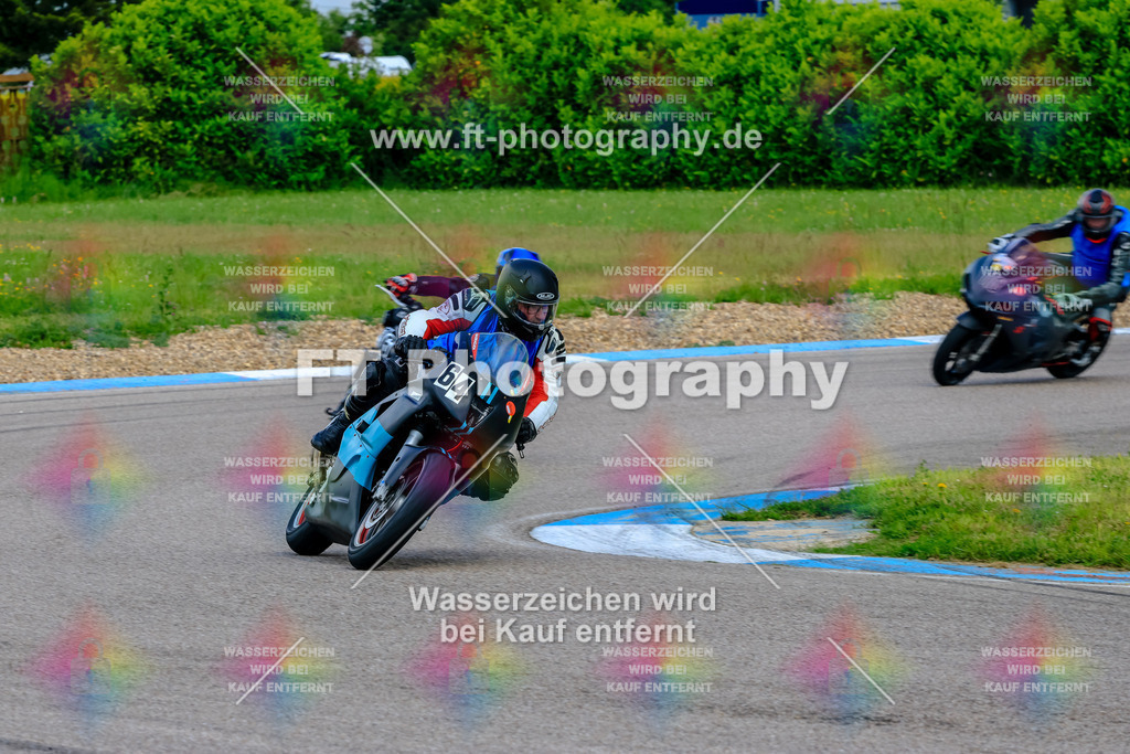 MotoTeam-9117 | Hier findet Ihr Bilder von Touristenfahrten auf der Nürburgring Nordschleife oder von anderen Veranstaltungen die ich besucht habe. Viel Spass beim Durch Schauen 