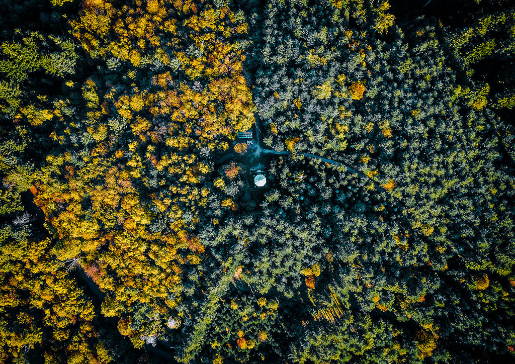 MPI_Landscape_0022 | Herbst über dem Geigerkopfturm und Bottenau - Realisiert mit Pictrs.com