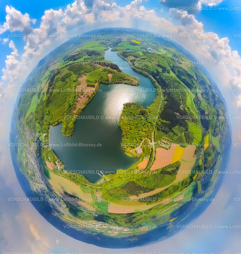 Meschede230520021Hennesee | Luftbild, Hennesee, Hennetalsperre, Naturschutzgebiet Arnsberger Wald, Erdkugel, Fisheye Aufnahme, Fischaugen Aufnahme, 360 Grad Aufnahme, Berghausen, Meschede, Sauerland, Nordrhein-Westfalen, Deutschland