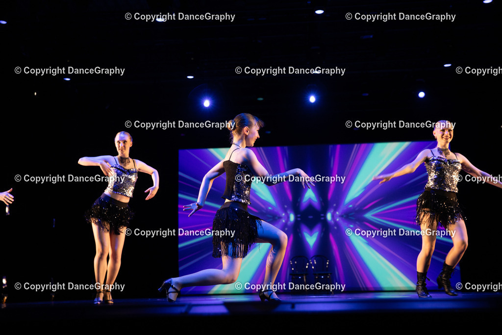 GPHY4218 | DanceGraphy - Realisiert mit Pictrs.com